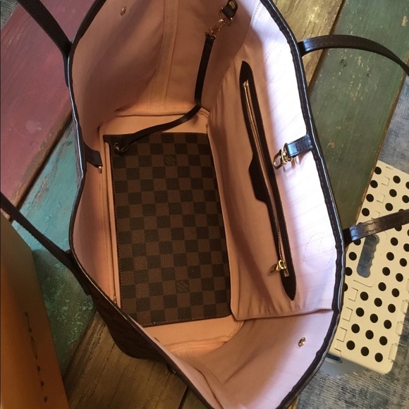 🍃🌷 Louis Vuitton Neverfull MM Damier Ebene - Picture 5 of 8